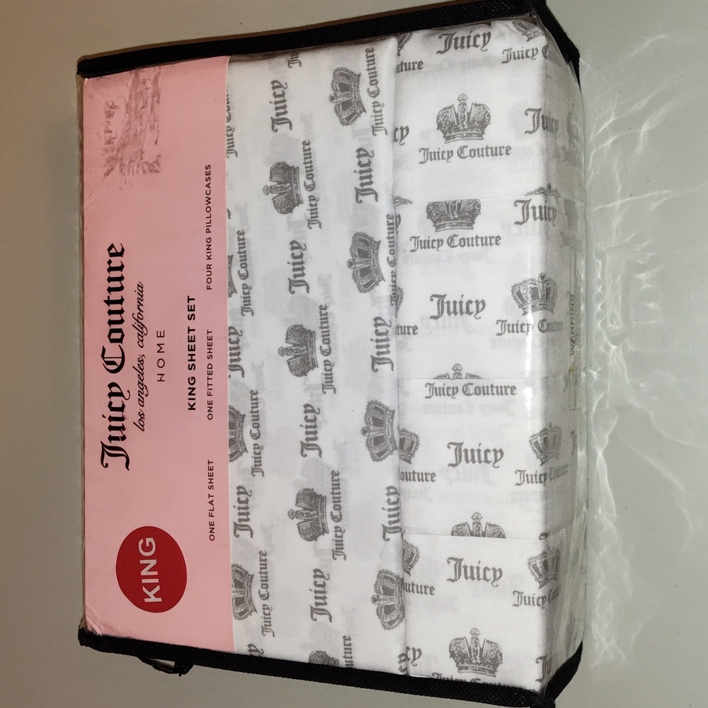 Juicy Couture king size sheet set